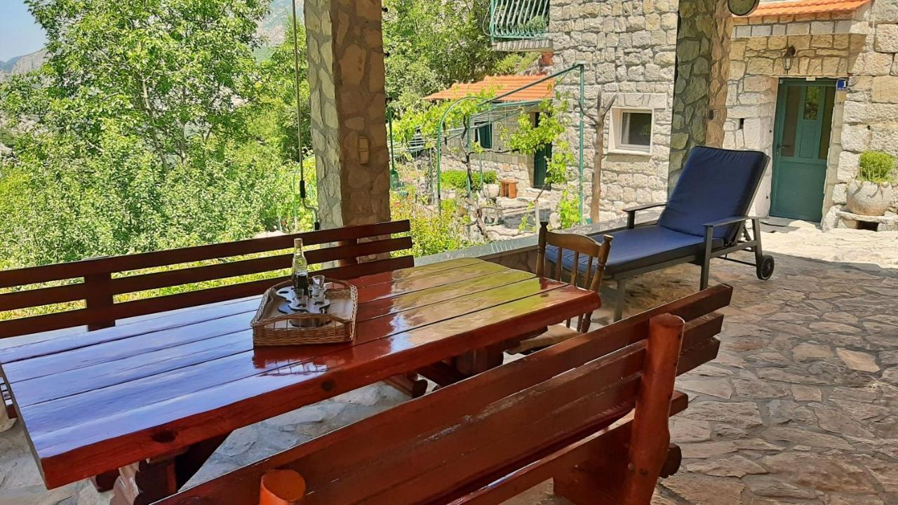 Holiday Home With A Private Pool Podspilje  Zewnętrze zdjęcie